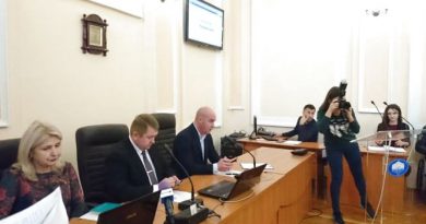 Конфлікти на депутатській сесії в Тернополі Конфлікти на депутатській сесії в Тернополі