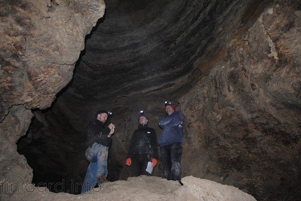 всередині печера Ювілейна
