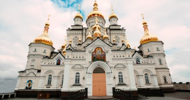 Українська чи проросійська: якою буде доля Почаївської лаври? Репортаж з Почаєва