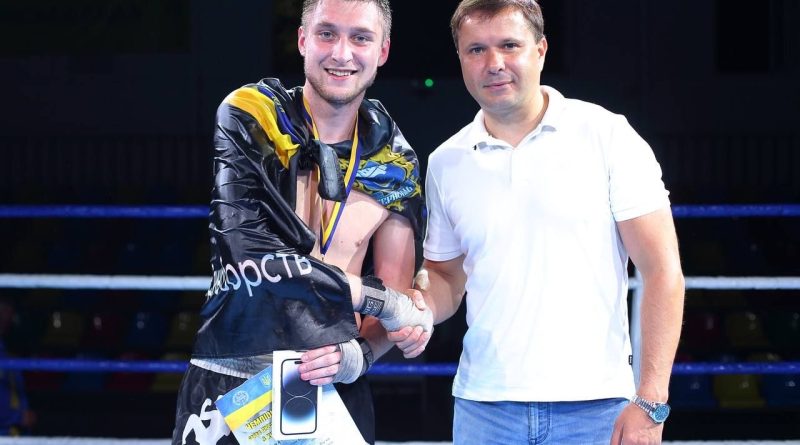 Вперше у Тернополі відбувся чемпіонат з кікбоксингу: боролись понад 700 спортсмені