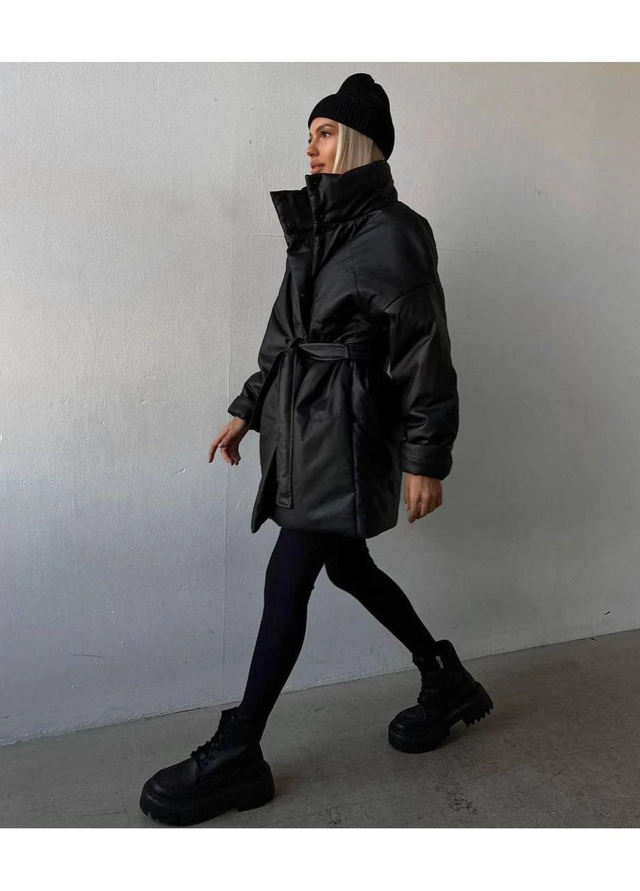 Стильна жіноча демісезонна шкіряна куртка FINO Mode чорного кольору