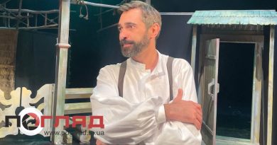 «Після цієї вистави я завжди якийсь окрилений»: Євген Лацік про складні ролі та театр